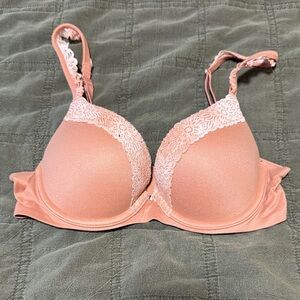 ADD ANY 🔟 ITEMS PRICED 🔟 OR LESS TO YOUR BUNDLE AND ITLL ONLY COST YOU 4️⃣0️⃣